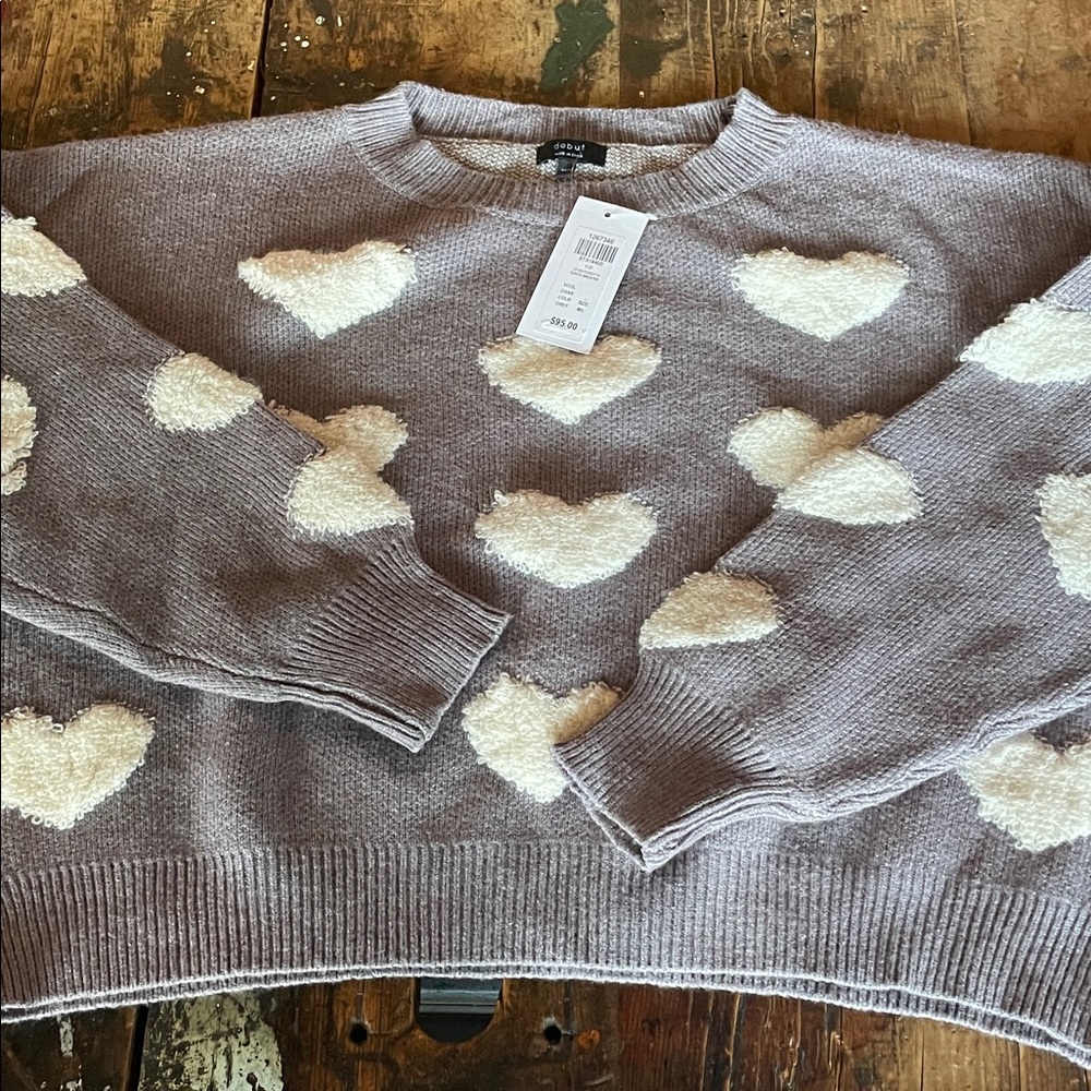 Debut Gray and Cream Heart Sweater